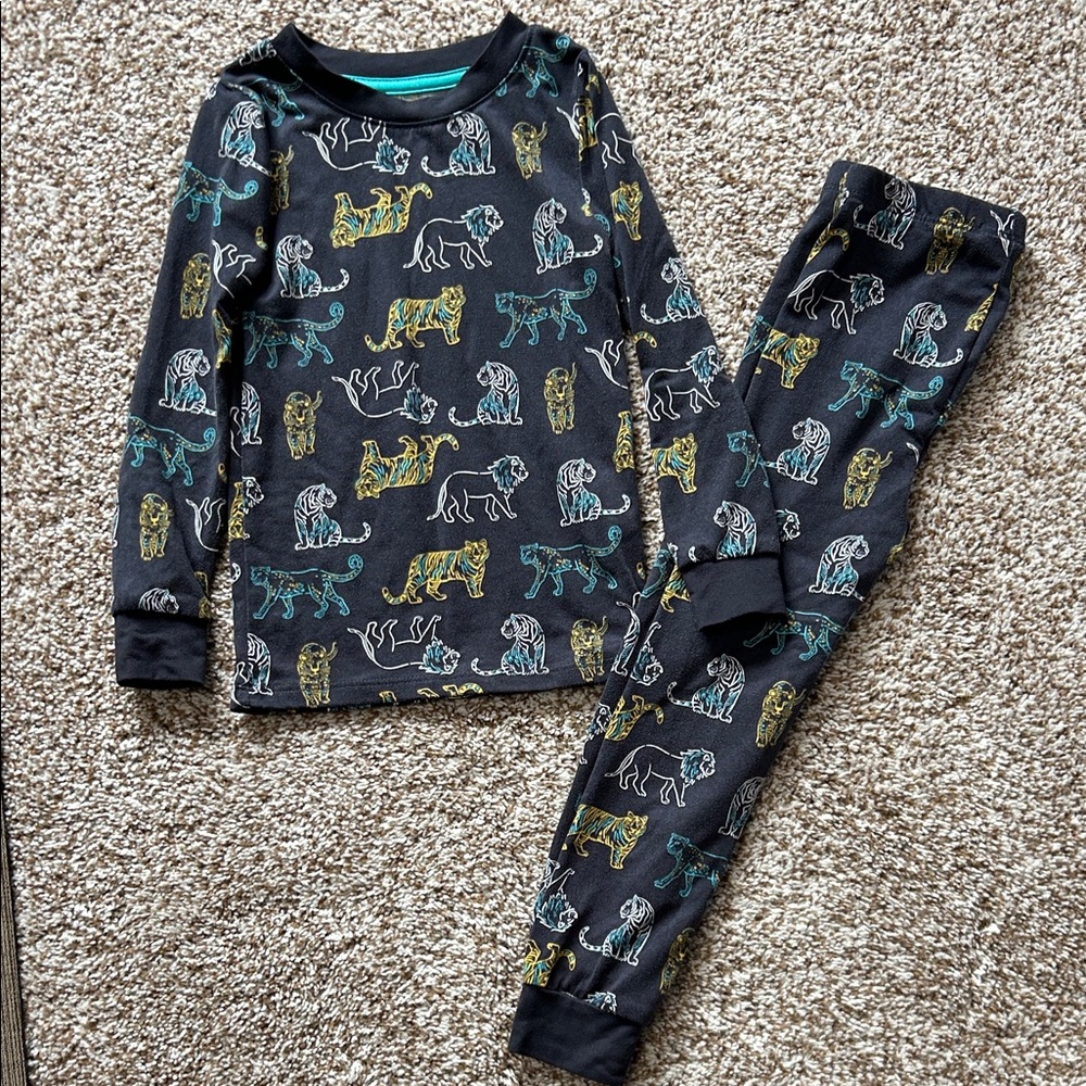 Kids Animal Print Pajama Set - Black and Green